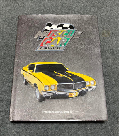 [Anonymous Shipping]  (Hardcover Book)  Rare Book 'Muscle Car Chronicle'