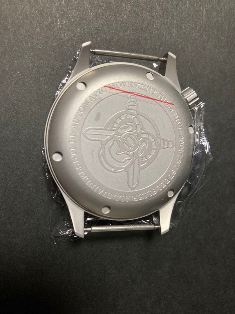 STEELDIVE Automatic Winding Watch 200m Water Resistant Rubber Strap Included