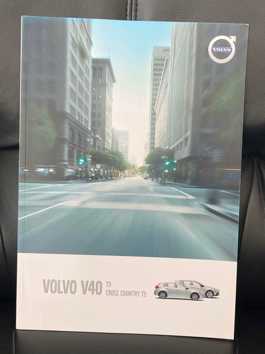 [Rare] Volvo V40 Cross Country T3 Catalog