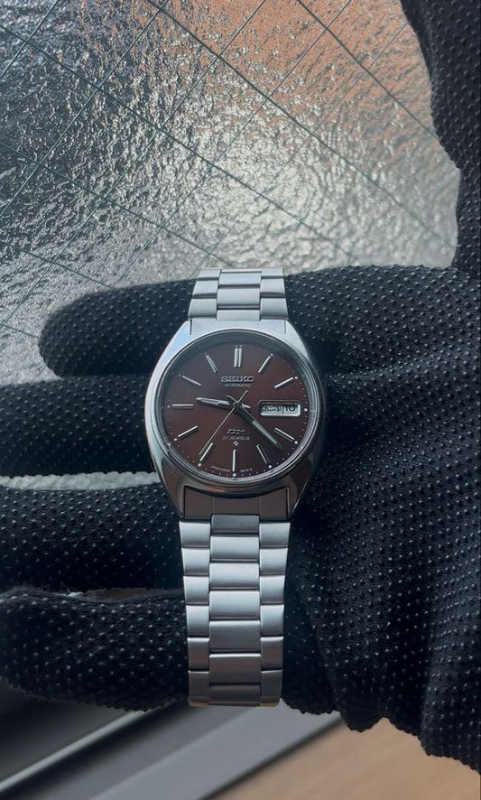 Seiko DX Rare Color Automatic Watch Excellent Condition