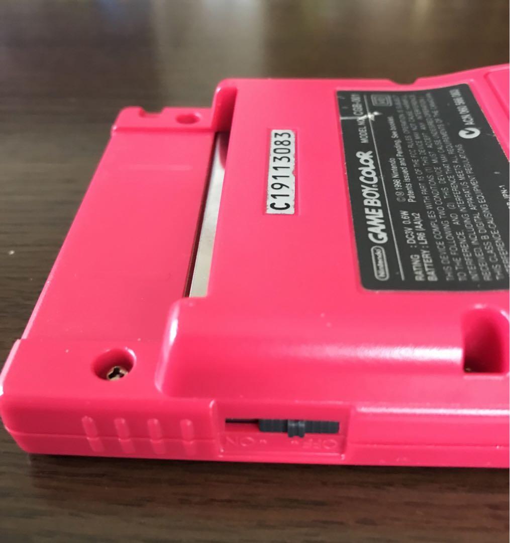 Game Boy Color (Red), case included