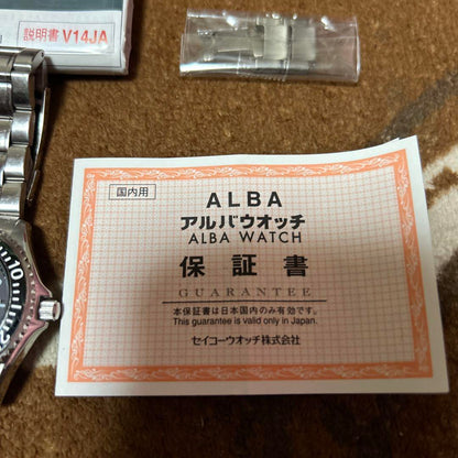 Accessories complete. Excellent condition 2002 model SEIKO—SCUBA200m diver sold as is