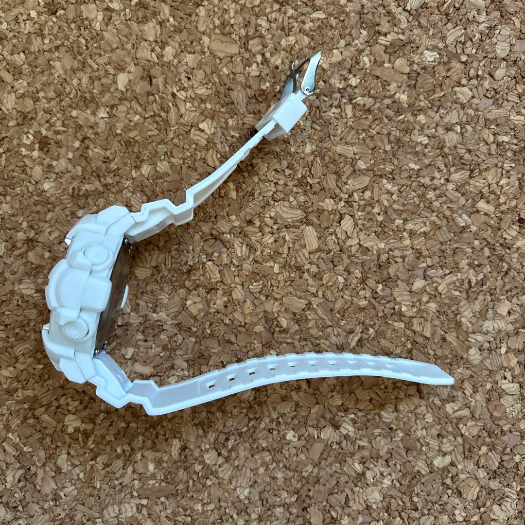 New Digital Watch White