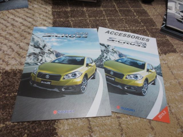 2015.2 SX4 S Cross Original Catalog P22 With Accessories Catalog