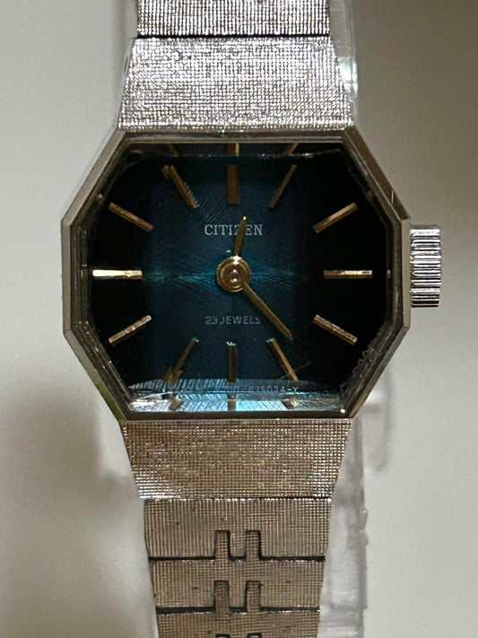 Vintage Citizen 4-674189S 23JEWELS Winding Cut Glass