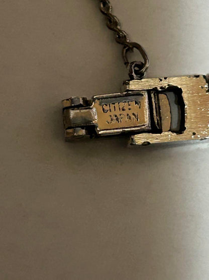 Vintage Citizen 4-674189S 23JEWELS Winding Cut Glass