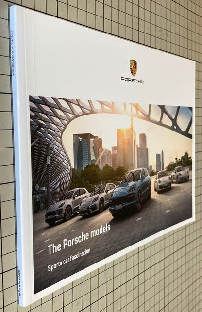 The Porsche models Overseas Comprehensive Catalog Porsche Unused