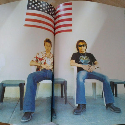 B'z  Photo Collection  LIVE-GYM 2002 GREEN