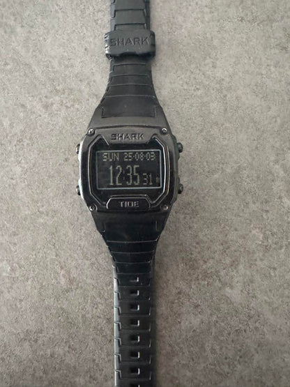 SHARK CLASSIC TIDE 600