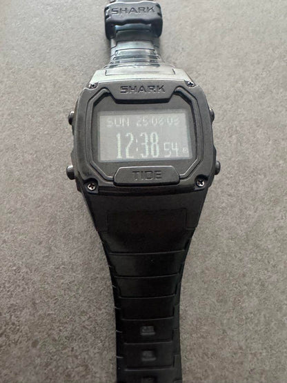 SHARK CLASSIC TIDE 600