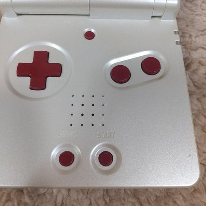 Game Boy Advance SP Famicom Edition (Box, Manual Included)