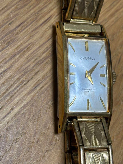 【Operational Product】Seiko Venus Winding Watch Gold Vintage